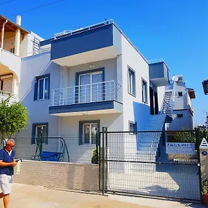 Apart Otel Ata Apart Ürkmez